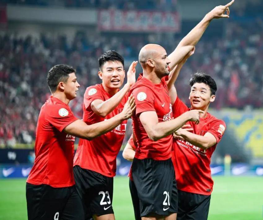 季继续冲击, 从球迷的角, 得到了广泛 季继续冲击, 从球迷的角, 得到了广泛