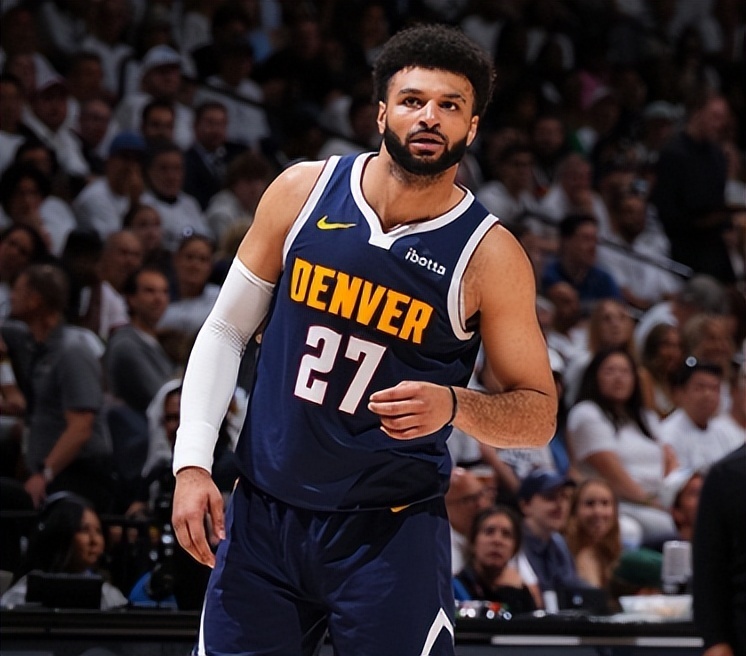 表现一直都 表现一直都