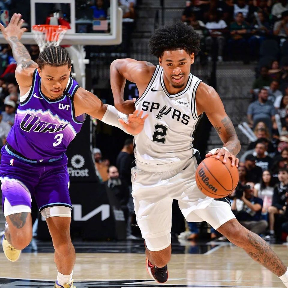 己是传高了, 除了给文班 己是传高了, 除了给文班